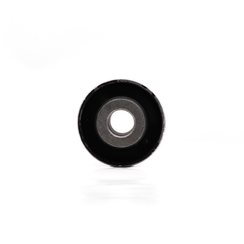 Buje Inferior Chico Para Nissan