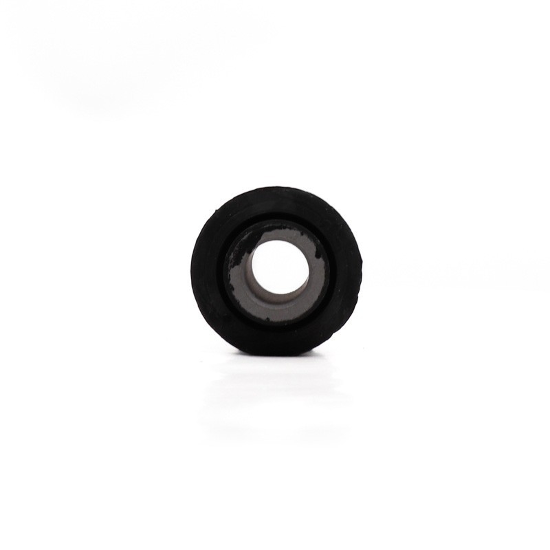 Buje Inferior Chico Para Nissan